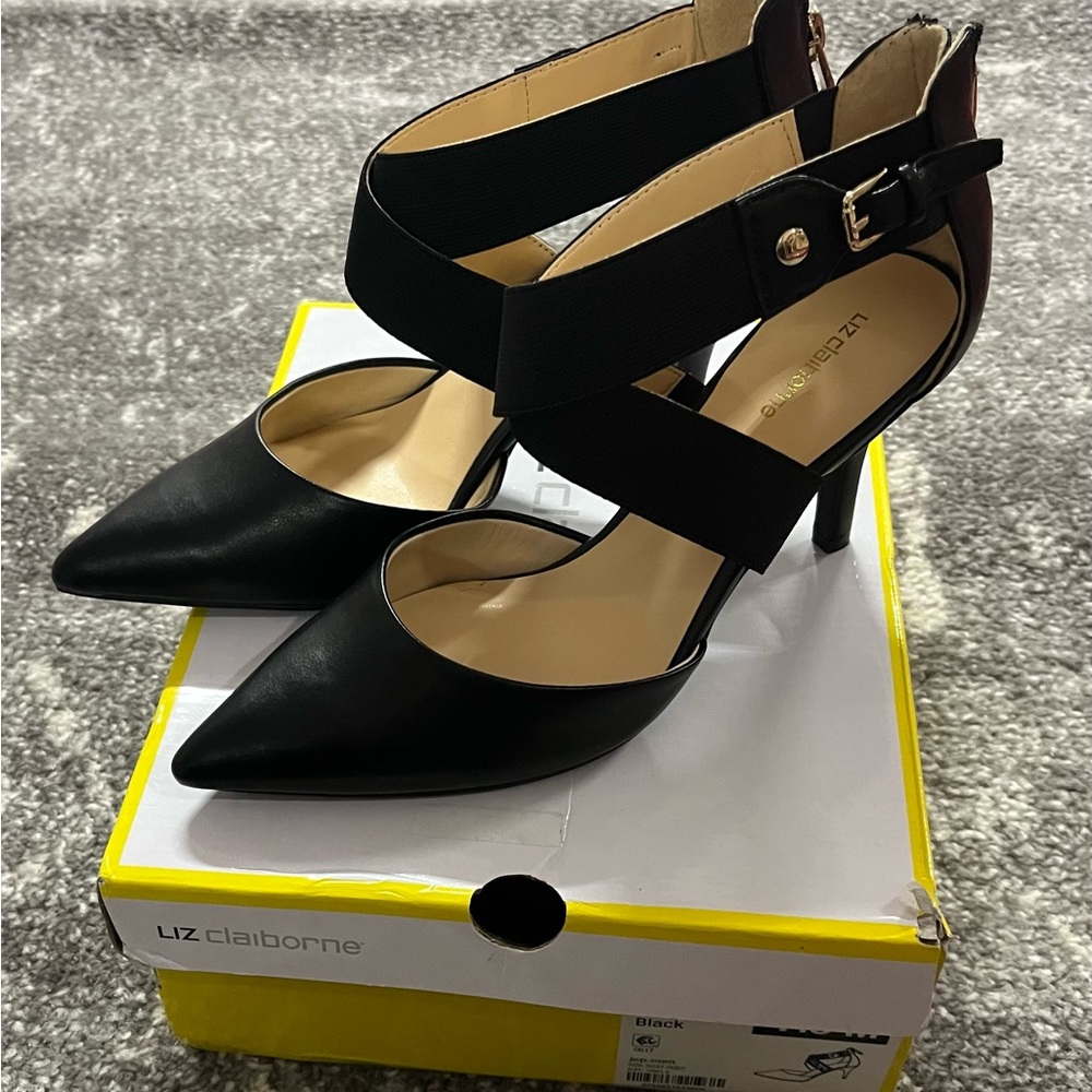 Liz Claiborne New w/ box. Black heels with stretchy strap.